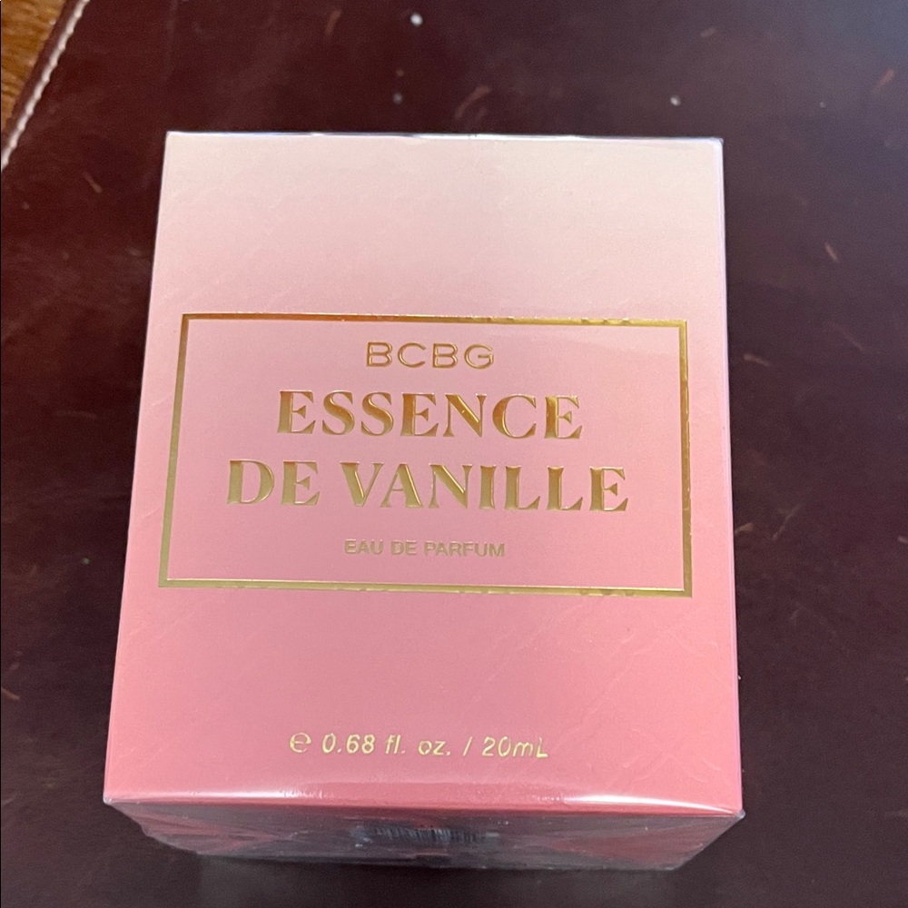 BCBG Essence De Vanille Eau de Parfum in Pink and Gold